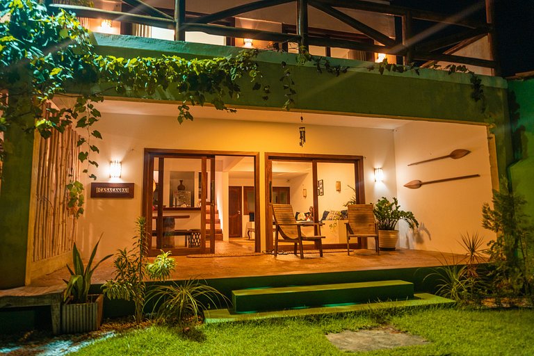 Canoe Ecolodge House