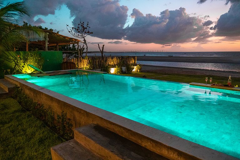 Canoe Ecolodge House